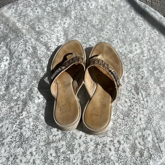 Christian Dior Beige logo slipper in  size 5(35 1/2) - Picture 2 of 10